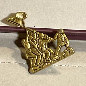 US military goldtone PIN